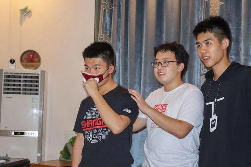 吃瓜群众被误杀是真的吗,真相揭秘